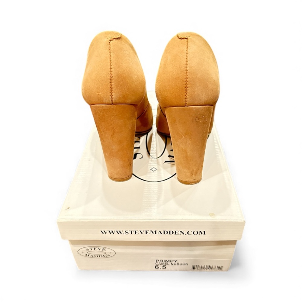 Steve Madden Nude Pointed Toe Heels - Picture 4 of 6
